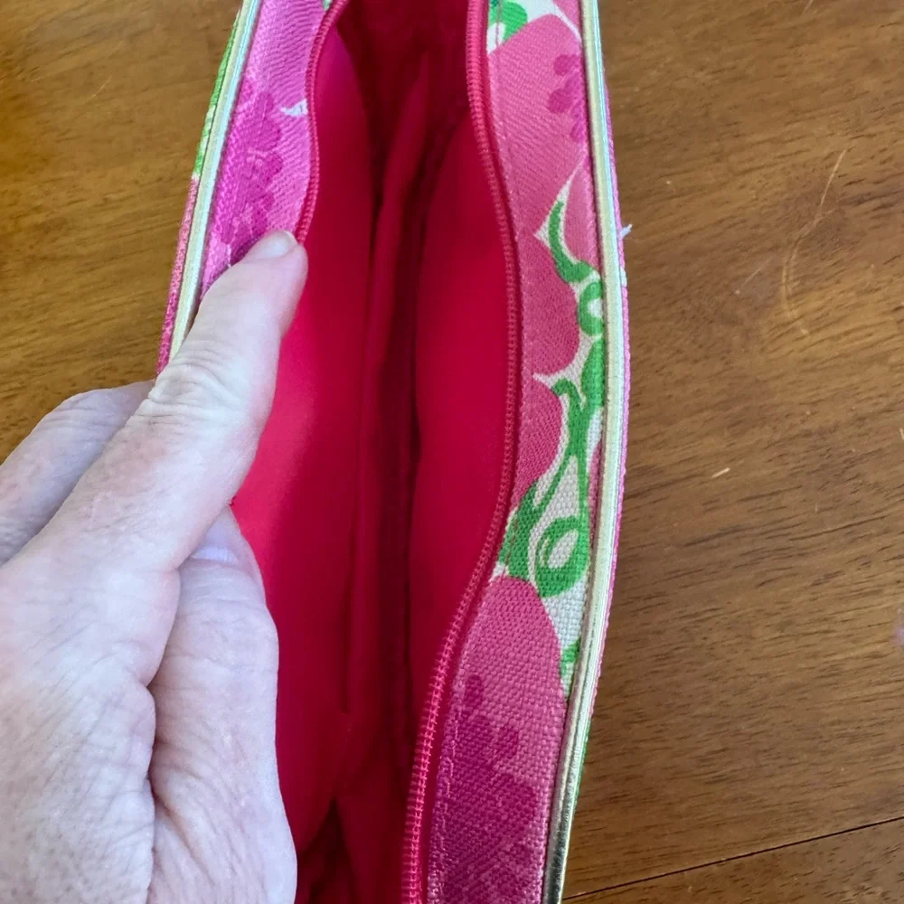 Lilly Pulitzer Estee Lauder Pink Green Floral Pouch cosmetics bag top zip 8x5x2